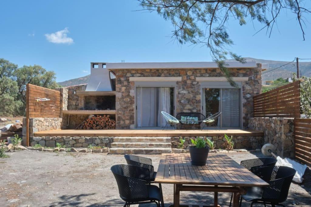 Mekia'S Beach House Livadia  Εξωτερικό φωτογραφία